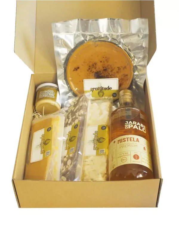 Box with nougat and liqueurs